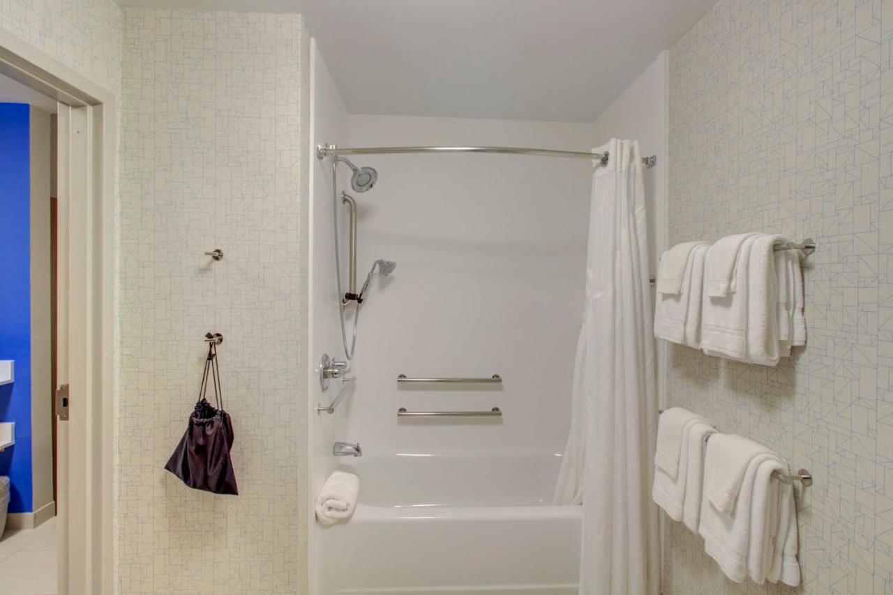 Holiday Inn Express - Fort Walton Beach Central By Ihg מראה חיצוני תמונה