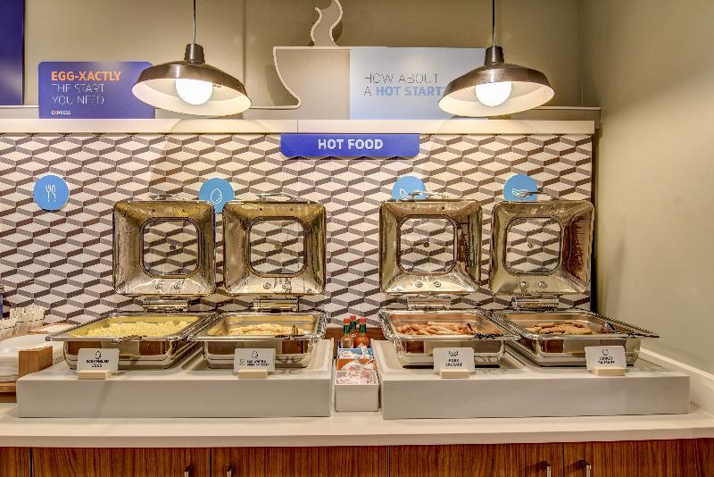 Holiday Inn Express - Fort Walton Beach Central By Ihg מראה חיצוני תמונה