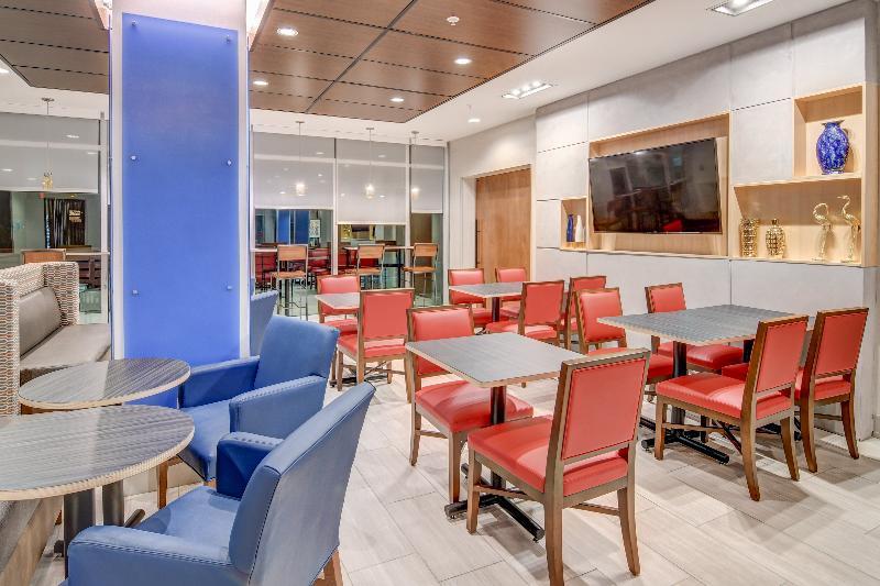 Holiday Inn Express - Fort Walton Beach Central By Ihg מראה חיצוני תמונה